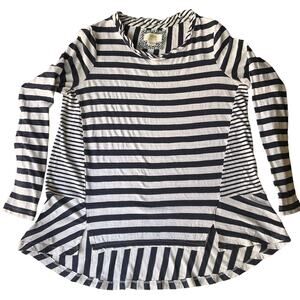 Maeve Women’s Long Sleeve Crew-neck Blouse size XS, White & Navy Blue Stripes